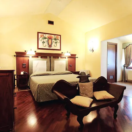 Relais Abbazia Santa Anastasia & Winery Farm stay *