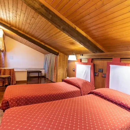 Farm stay Relais Abbazia Santa Anastasia & Winery Castelbuono (Sicily)