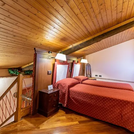 Relais Abbazia Santa Anastasia & Winery Farm stay Castelbuono (Sicily)