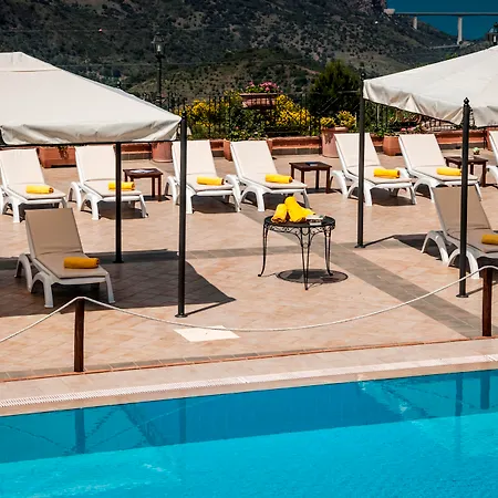 Farm stay Relais Abbazia Santa Anastasia & Winery