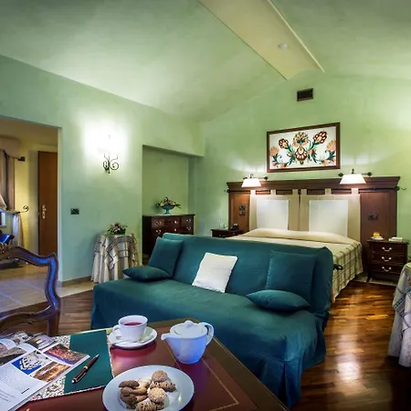 Relais Abbazia Santa Anastasia & Winery Lantgård