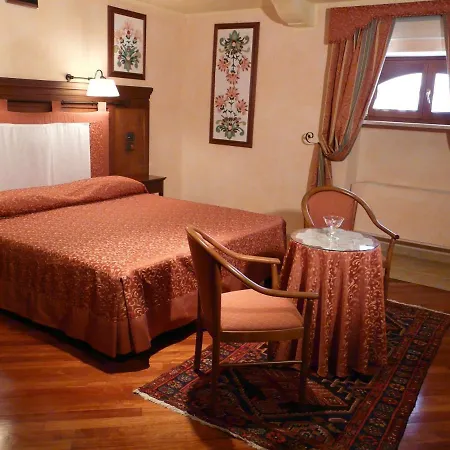 Farm stay Relais Abbazia Santa Anastasia & Winery Castelbuono (Sicily)